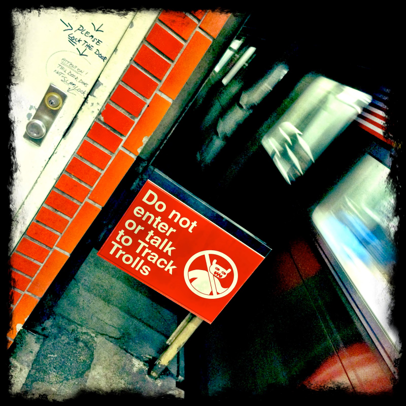 Illustration for article titled Decorating NY's Subways With Lord Of The Rings-Themed Warnings